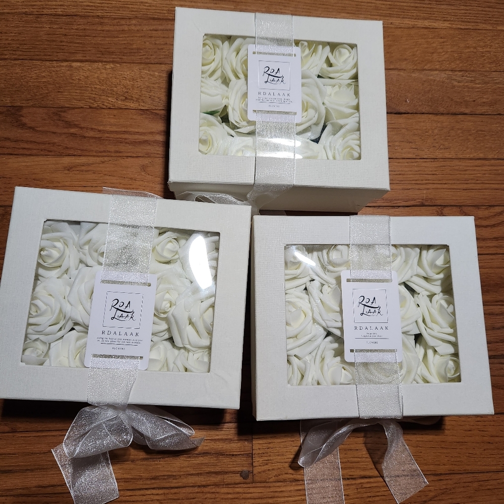 RDA LAAK Wedding Flower bundle 75 total, cream colored, new in box never opened!